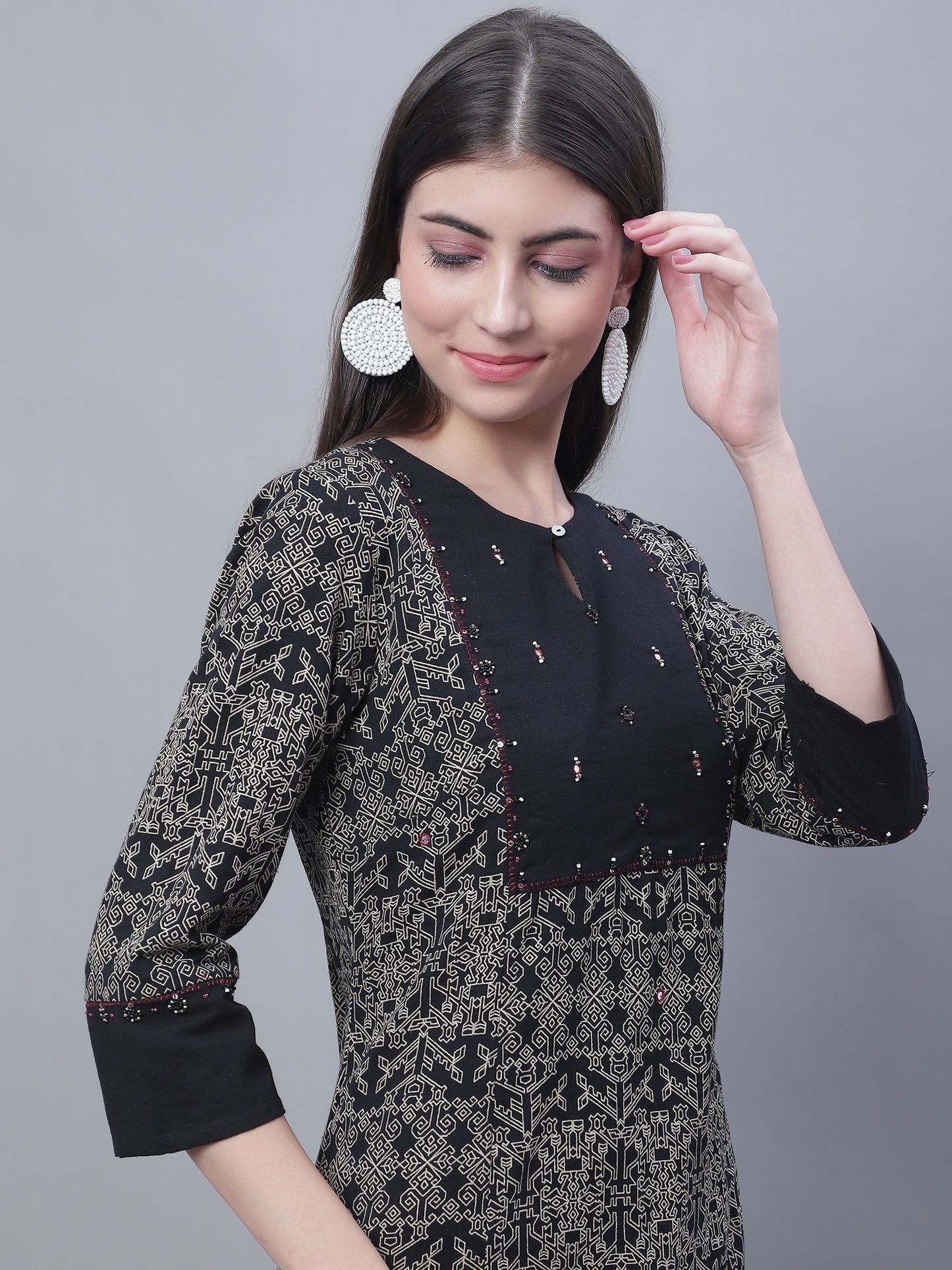 Cantabil Women Round Neck Black Kurti (7135773655179)