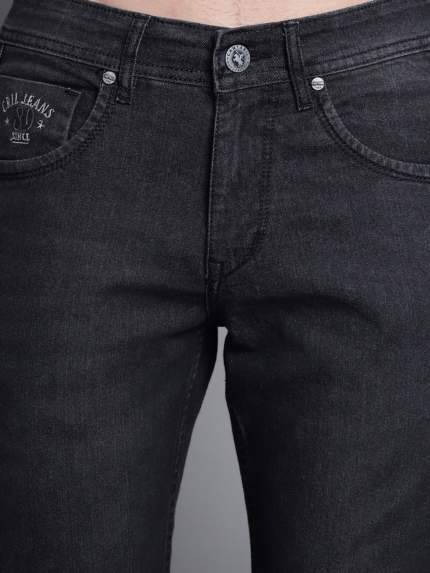 Cantabil Black Solid Cotton Polyester Denim Flat Front Mid Rise Full Length Regular Fit Casual Jeans For Men (7165622222987)