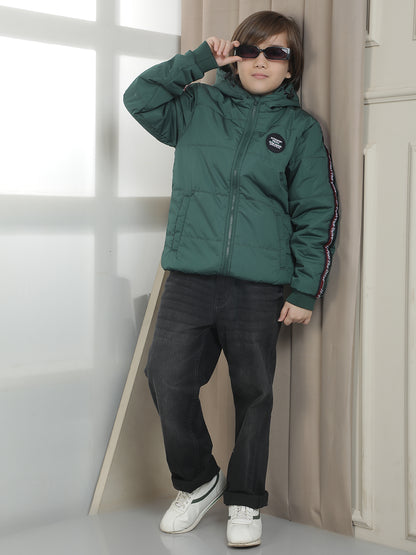 Casual Jacket for Boys l Breathable & Soft with Color Fastness Regular Fit Hooded Neck Nylon Fabric Solid Pattern