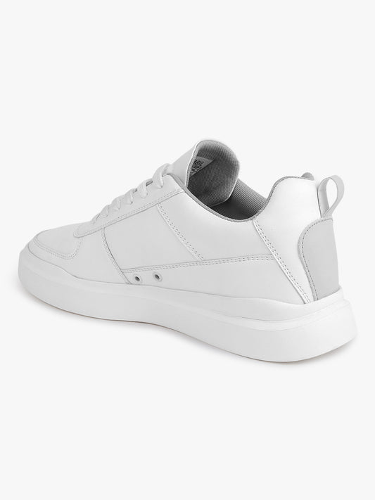 Men's White Solid Lace-Up Casual Sneakers