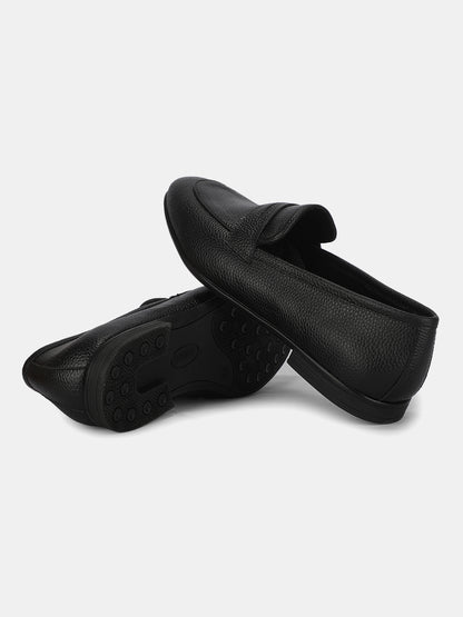 Men's Black Solid Formal Shoes