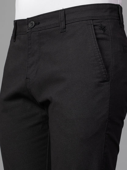 Men's Black Solid Non-Pleated Casual Trouser