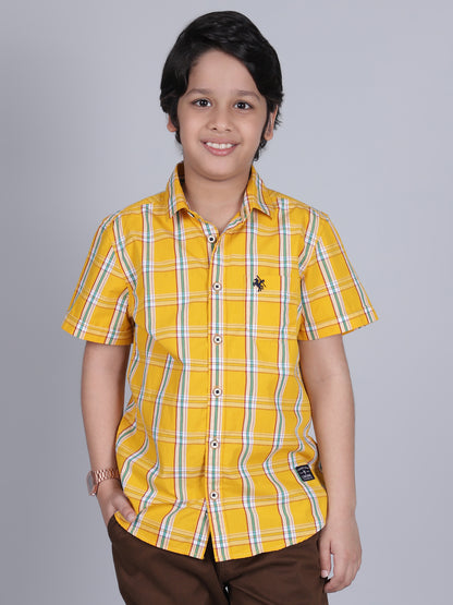 Boys Yellow Checkered Half Sleeves Spread Collar Casual Shirt