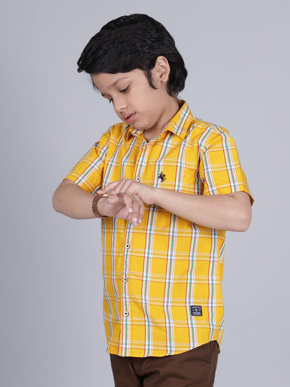 Boys Yellow Checkered Half Sleeves Spread Collar Casual Shirt