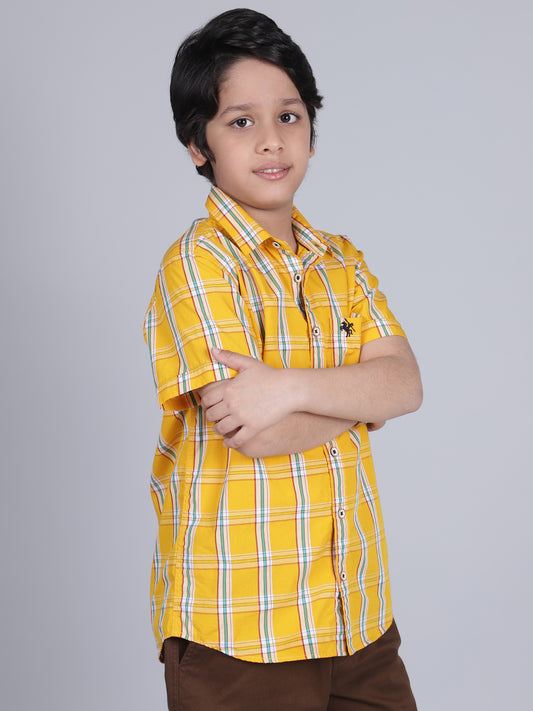 Boys Yellow Checkered Half Sleeves Spread Collar Casual Shirt