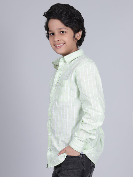 Boys Green Checkered Full Sleeves Spread Collar Casual Shirt