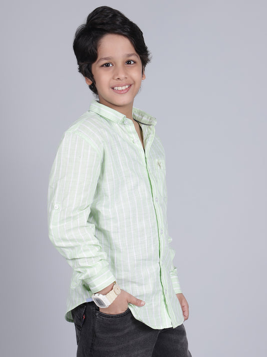 Boys Green Checkered Full Sleeves Spread Collar Casual Shirt