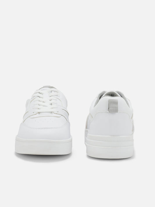 Men's White Solid Casual Sneakers Shoes