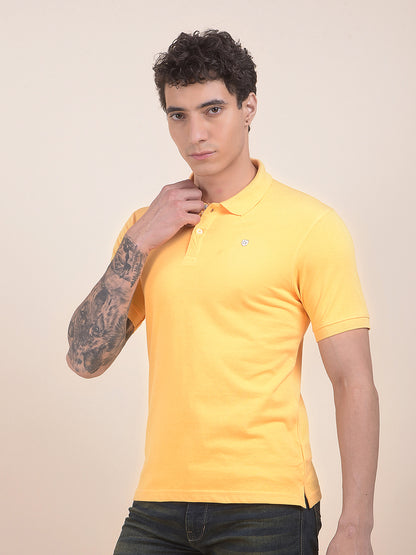 Men's Yellow Regular Fit Solid Half Sleeve Casual T-Shirt