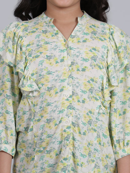 Girls Printed Green V-Neck 3/4th Sleeves Casual Top