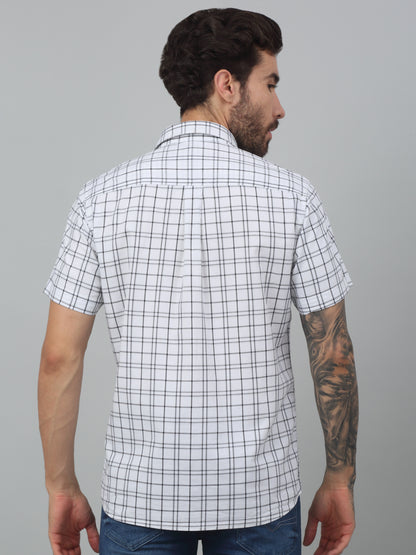 Men's White Casual Medium Checks Half sleeve Shirt