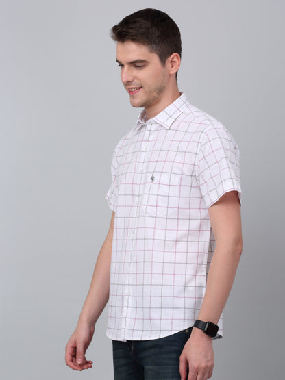 Men's White Casual Medium Checks Half sleeve Shirt