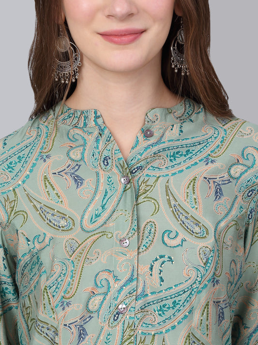 Women's Green Paisley Printed Casual Kurti