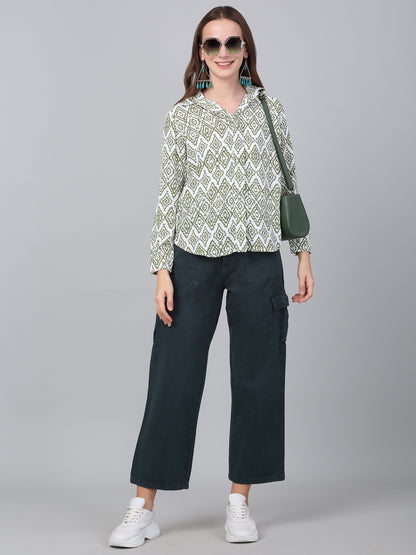 Women's Green Abstract Printed Casual Top