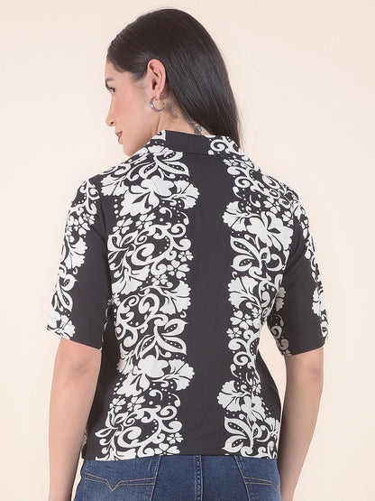 Women Black Regular Fit Printed Half Sleeves Crop Top