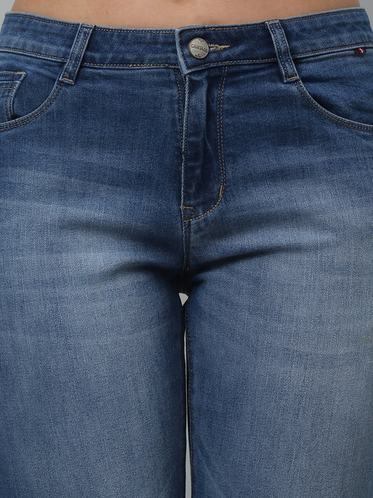 Women's Casual Skinny Fit Mercerised Blue Medium Fade Mid rise Jeans