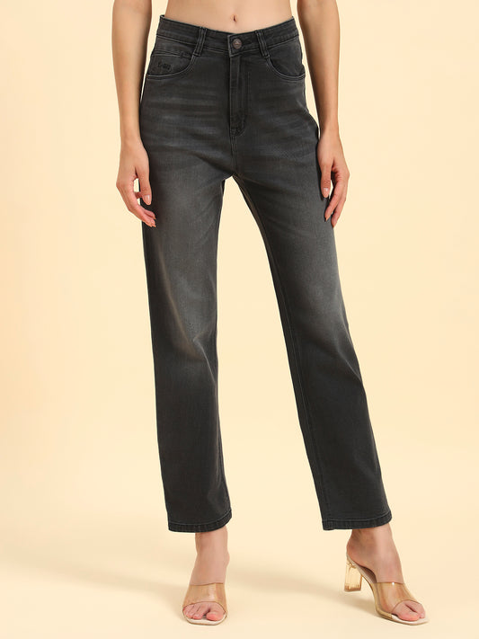 Women's Black Solid Regular Fit Casual Jeans