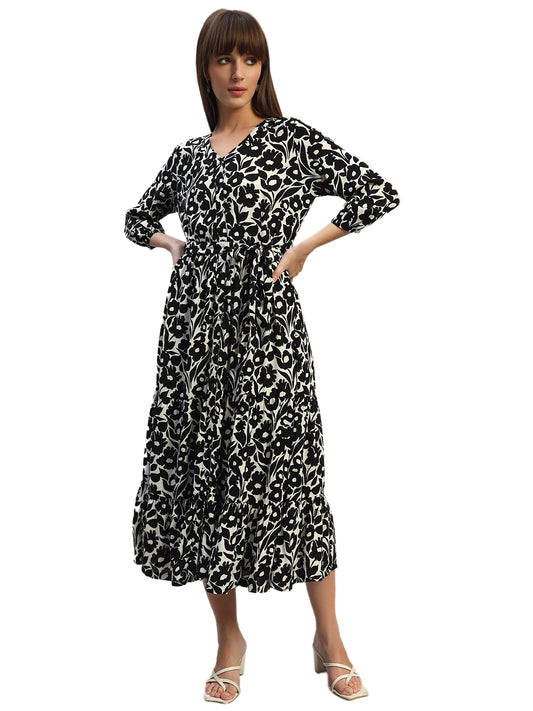 Women's Printed Black V-Neck 3/4th Sleeves Casual Dress