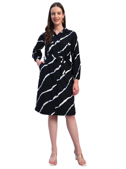 Women Printed Navy Blue Spread Collar Full Sleeves Casual Dress