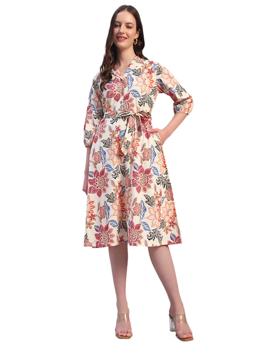 Women Printed Off-White Spread Collar 3/4th Sleeves Casual Dress