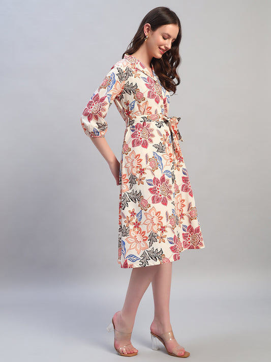 Women Printed Off-White Spread Collar 3/4th Sleeves Casual Dress