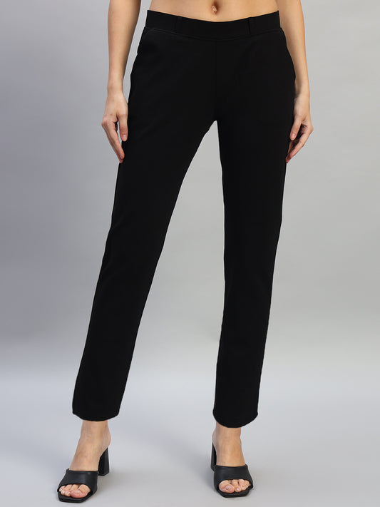 Women's Solid Black Regular Fit Casual Jegging