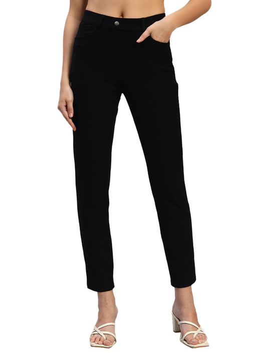 Women's Solid Black Regular Fit Casual Jegging Pant