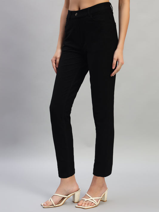 Women's Solid Black Regular Fit Casual Jegging Pant