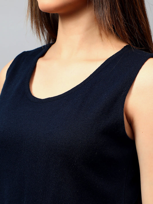 Women's Navy Blue Printed Round Neck Kurta Palazzo Set For Winter