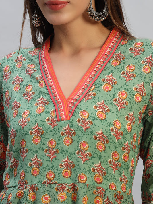 Women's Printed Green V-Neck 3/4th Sleeves Casual Kurti Plazo Set