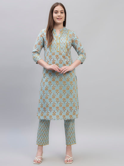 Women's Sky Blue Printed 3/4th Sleeves Round Neck Casual Kurti Plazo Set