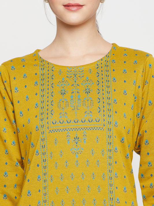 Women's Casual Round Neck Mustard All Over Jacquard Knee Length Knit Kurti