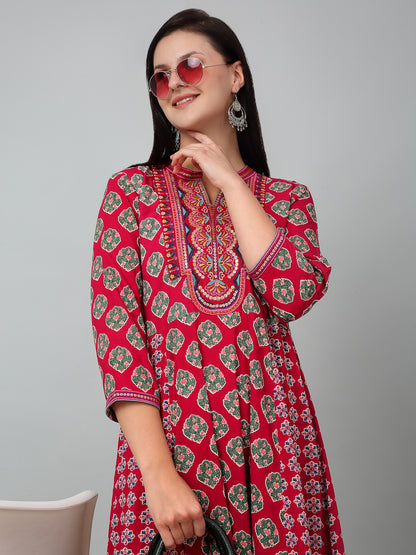 Women Fuchsia Printed V Neck Long Kurti