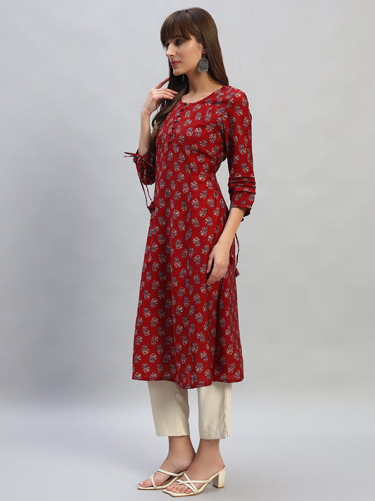 Women's Printed Rust Round Neck 3/4th Sleeves Casual Kurti