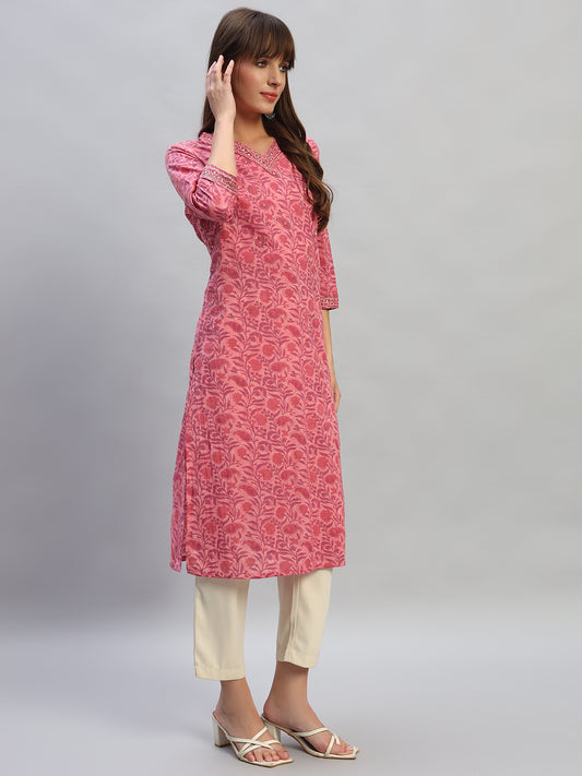 Women's Printed Onion V-Neck 3/4th Sleeves Casual Kurti