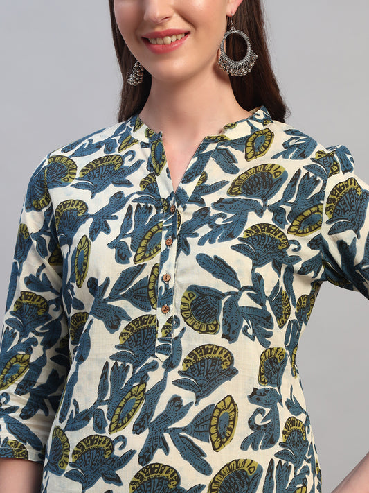 Women Printed Blue 3/4th Sleeves Regular Fit Casual Kurti