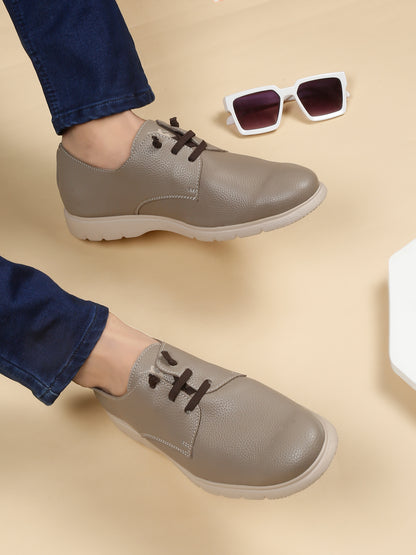 Men's Beige Solid Lace-Up Casual Shoes