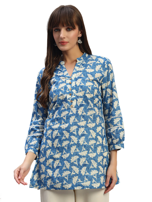 Women's Printed Blue V-Neck 3/4th Sleeves Casual Short Kurti