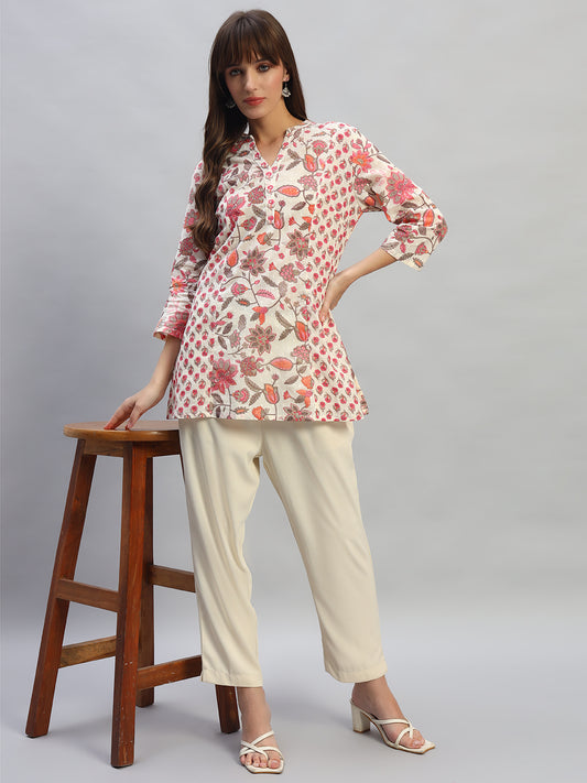 Women's Printed Pink V-Neck 3/4th Sleeves Casual Short Kurti