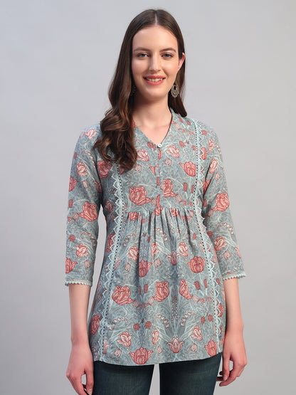 Women Printed Blue 3/4th Sleeves Regular Fit Short Kurti