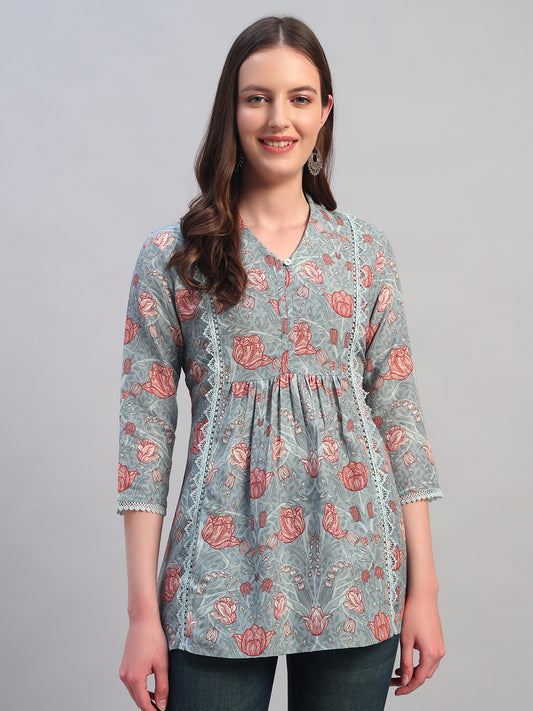 Women Printed Blue 3/4th Sleeves Regular Fit Short Kurti