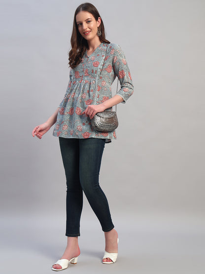 Women Printed Blue 3/4th Sleeves Regular Fit Short Kurti