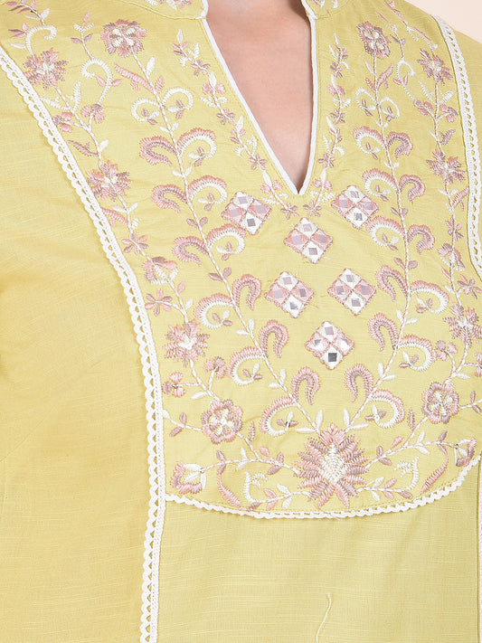 Kurti for Women l Breathable & Soft with Color Fastness Regular Fit Embroidery Pattern
