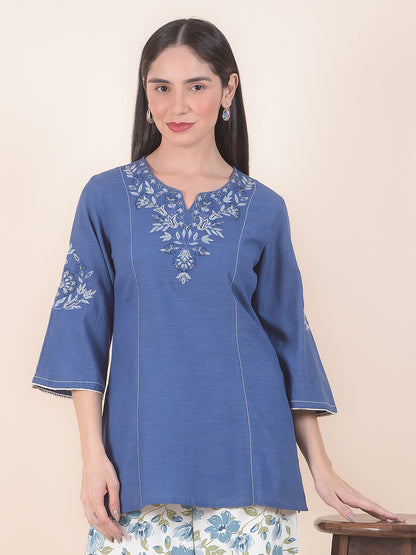 Kurti for Women l Breathable & Soft with Color Fastness Regular Fit Embroidery Pattern