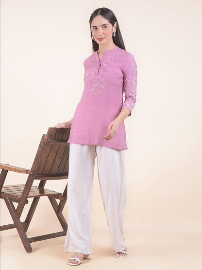 Kurti for Women l Breathable & Soft with Color Fastness Regular Fit Embroidery Pattern