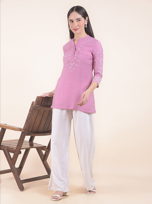 Kurti for Women l Breathable & Soft with Color Fastness Regular Fit Embroidery Pattern