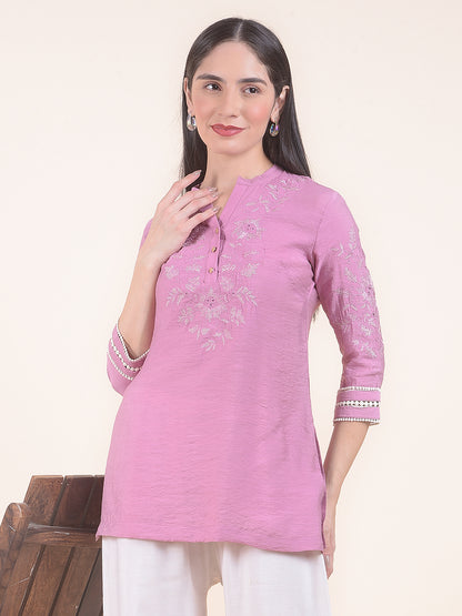 Kurti for Women l Breathable & Soft with Color Fastness Regular Fit Embroidery Pattern