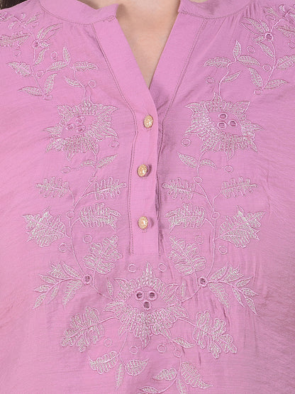 Kurti for Women l Breathable & Soft with Color Fastness Regular Fit Embroidery Pattern