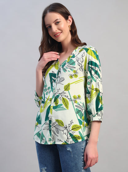 Women Green Printed V-Neck 3/4th Sleeves Casual Tunic