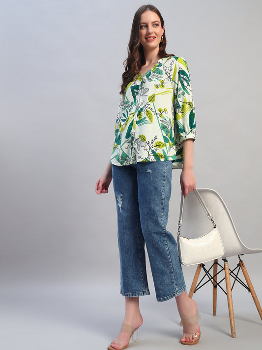 Women Green Printed V-Neck 3/4th Sleeves Casual Tunic